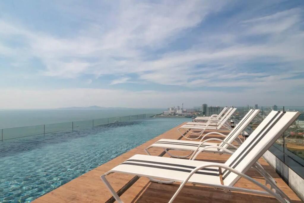 The Riviera Jomtien Apartment Luaran gambar