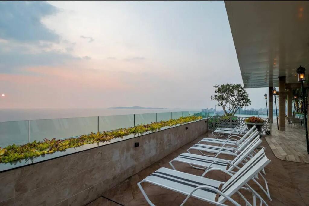 The Riviera Jomtien Apartment Luaran gambar